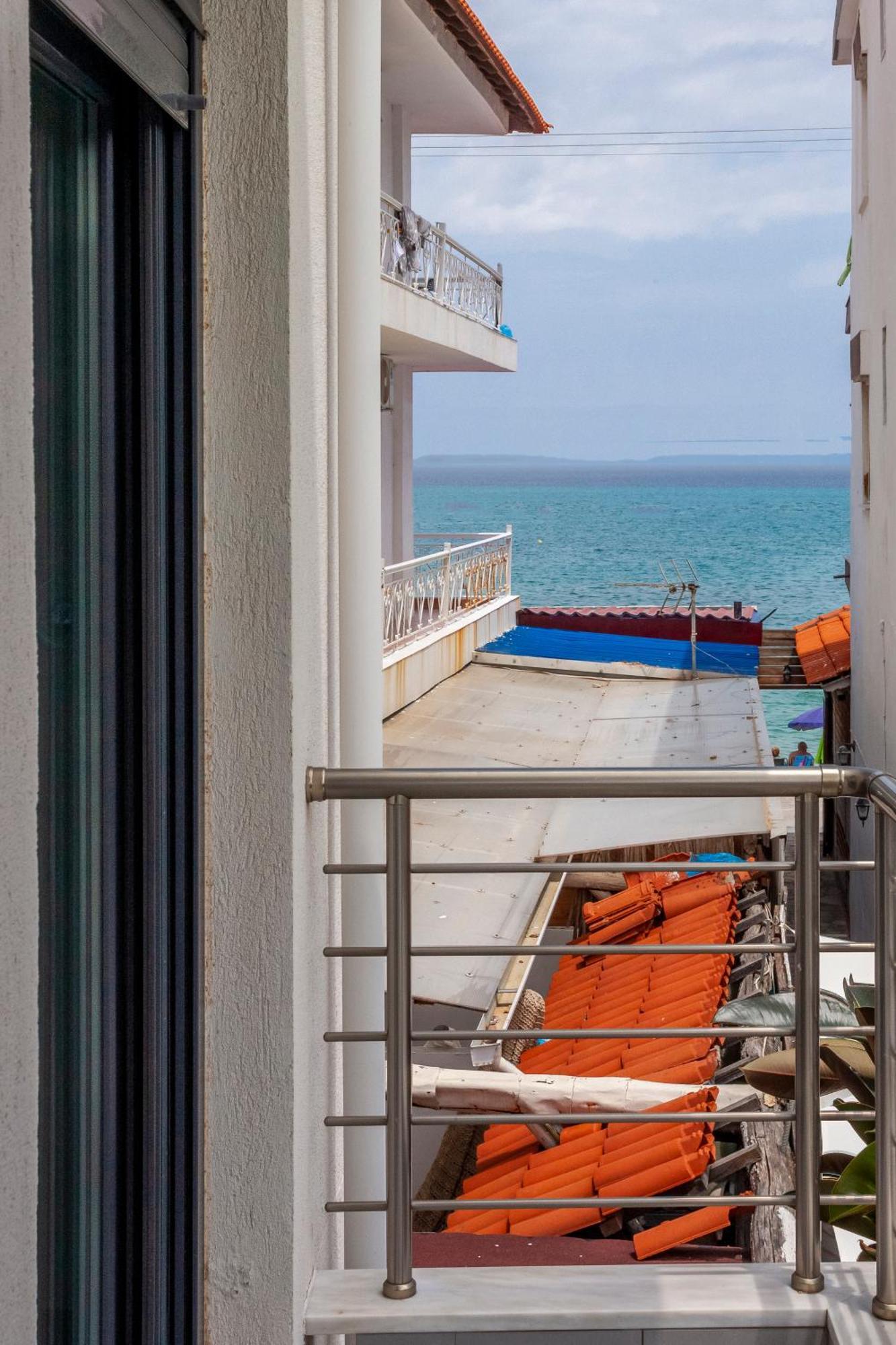 Aleksia Seaside Deluxe Apartment Pefkochori Luaran gambar
